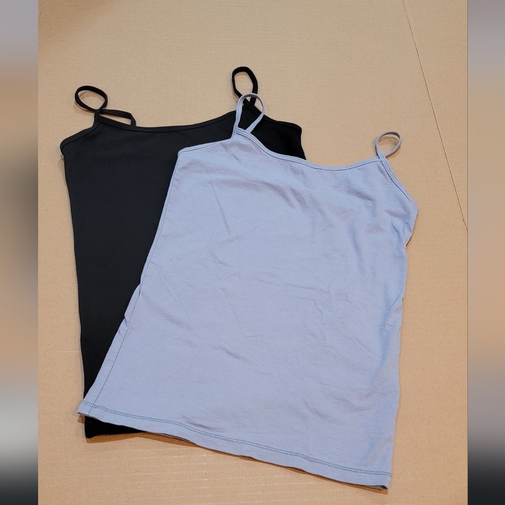 Women's 2 pack Aeropostale Camisoles, Black and Light Blue, Size S
